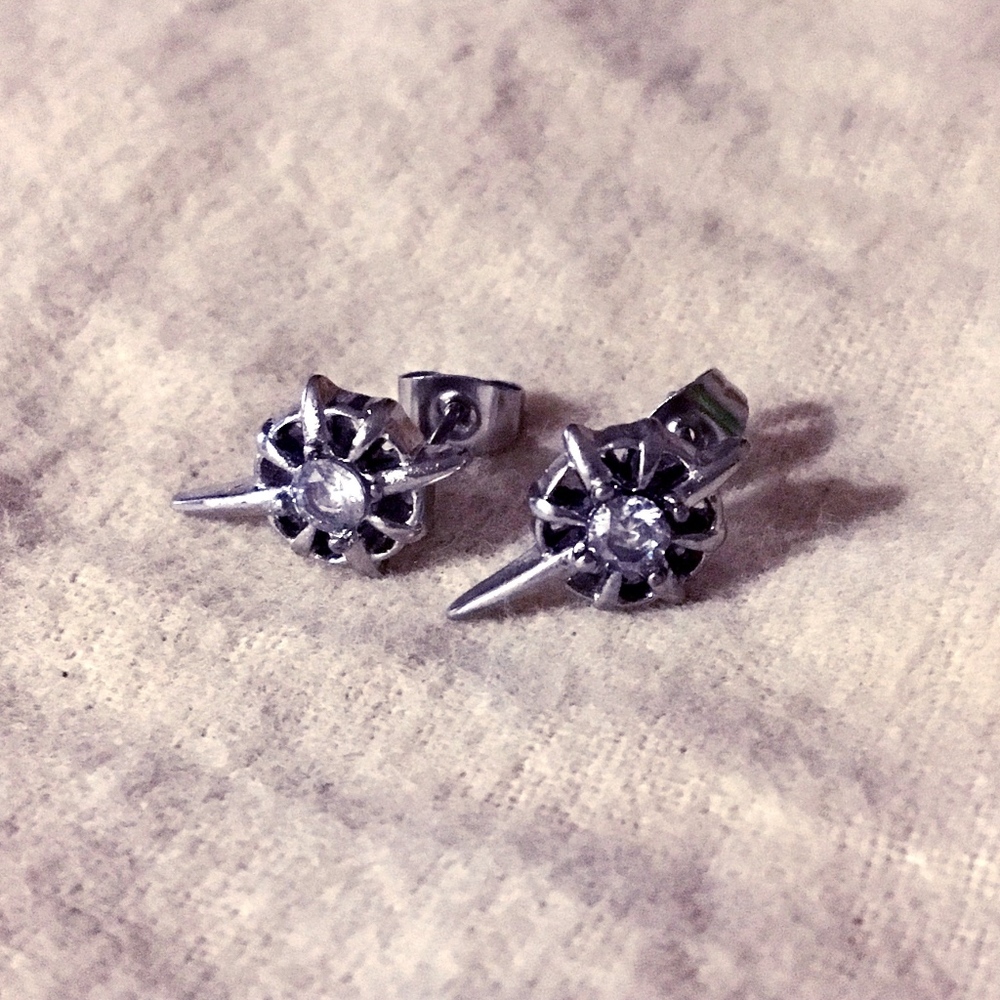 🎁 High Polish Surgical Steel Gothic Ear Studs